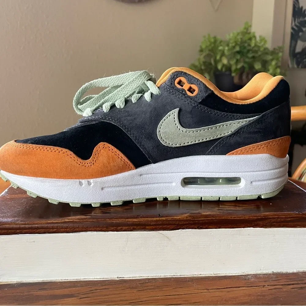 Nike Men’s Air Max 1 Premium Ugly Duckling - Honeydew Orange Gray White Size 5